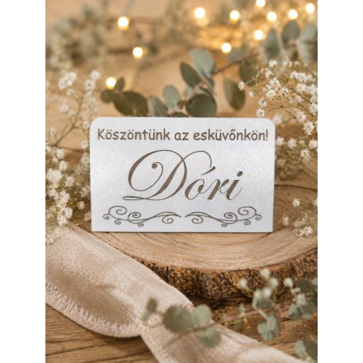 egyedi_eskuvoi_ultetokartya